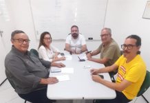 Bloco MOVA-SE COM FOLIA