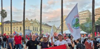 Sindicato Mova-se marca presença na 1ª Marcha Antifascista pela Soberania dos Povos